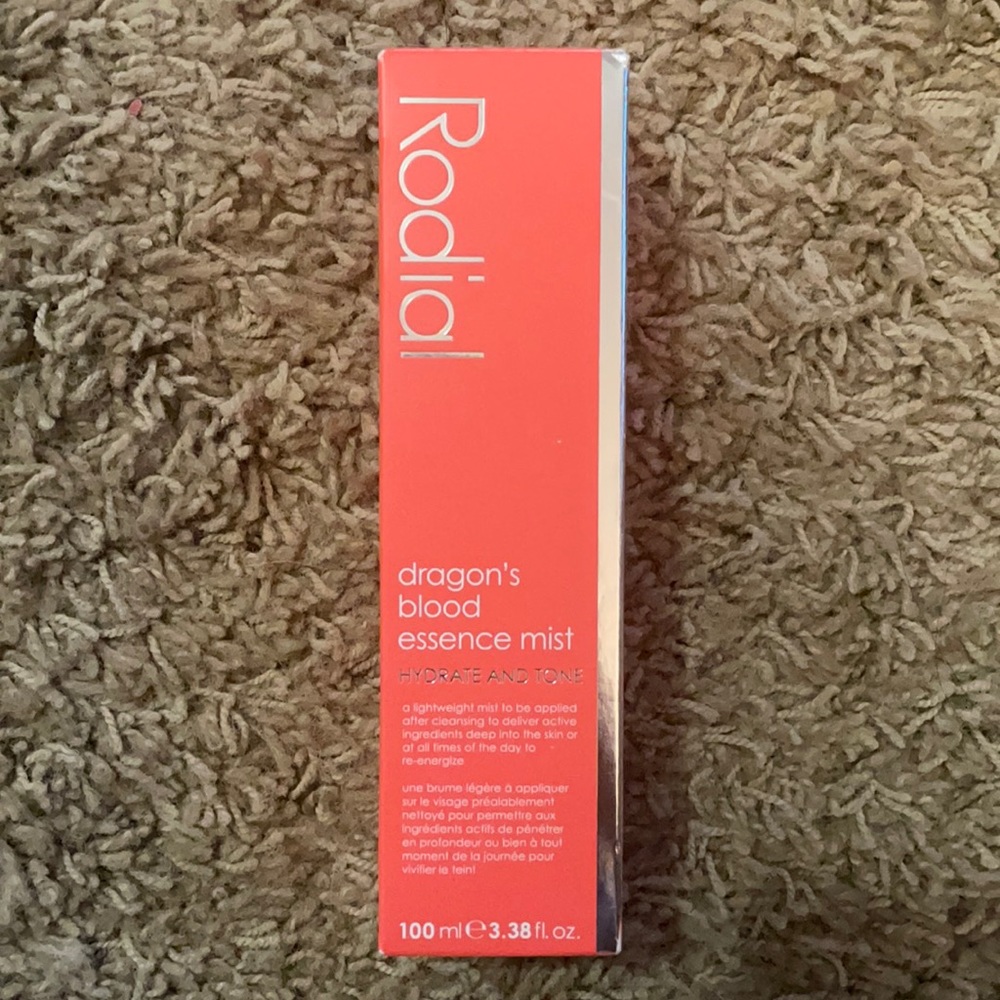 Rodial Dragon’s Blood Essence Mist